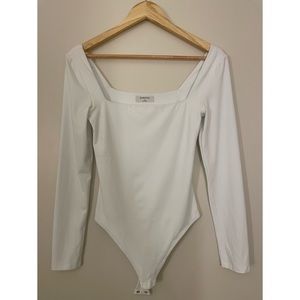 Babaton Contour Longsleeve Bodysuit